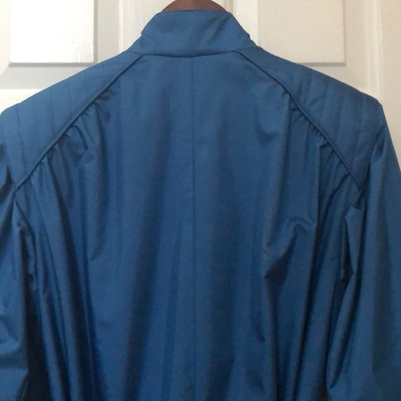 Junior, size 7/8, raincoat - Picture 7 of 8